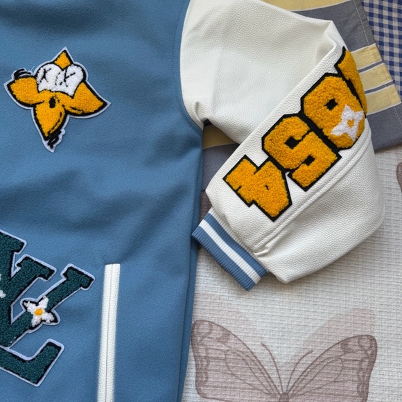 Louis Vuitton Blue Logo Patch Jacket - Picture 3 of 14